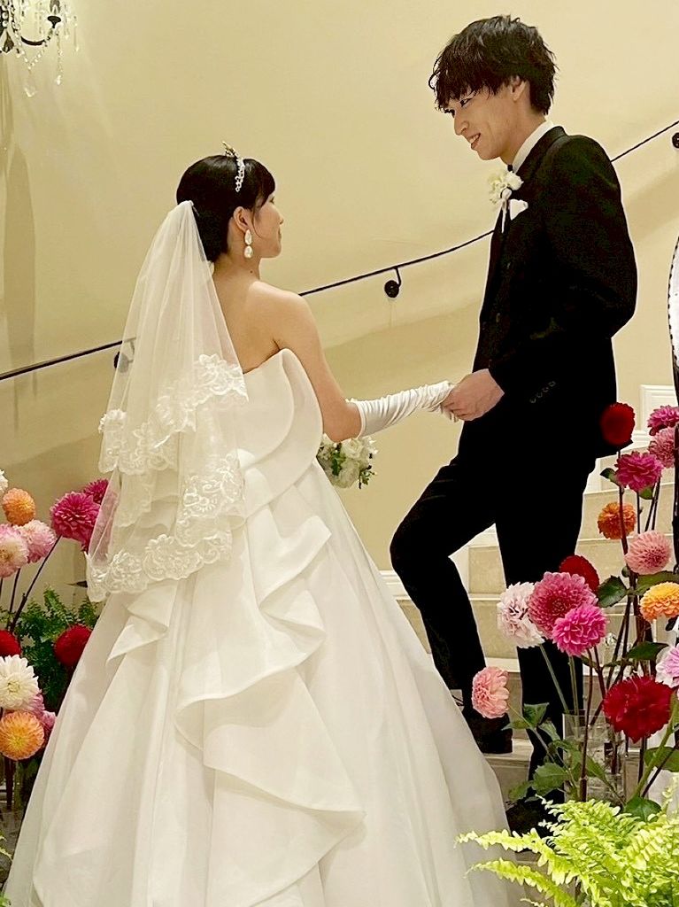 会場でのお支度後に撮影した晴れ姿。出張ヘアメイクで叶う理想のウェディング