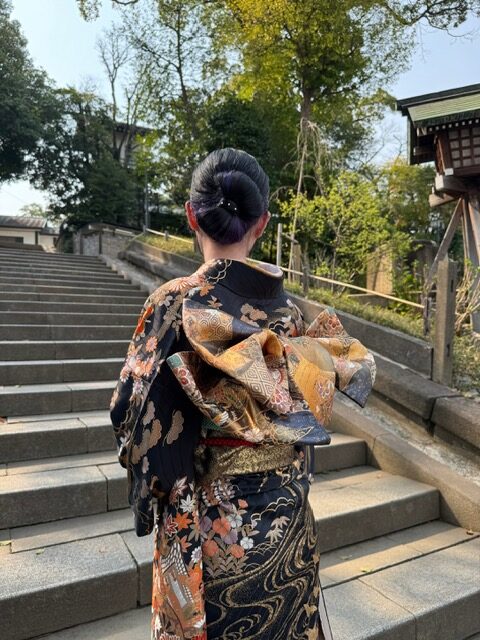 体型に合わせて、大振に帯を結びました。統一感のあるお支度あがりです。