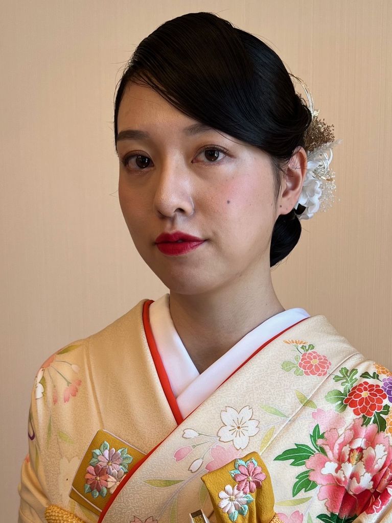 和装・洋装どちらお任せください。レンタル衣裳・ご自前衣装全てお任せください。